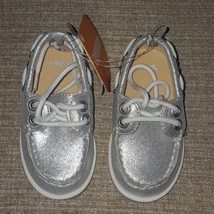 Gymboree Silver Boat Shoes Kids Size 5 NWT